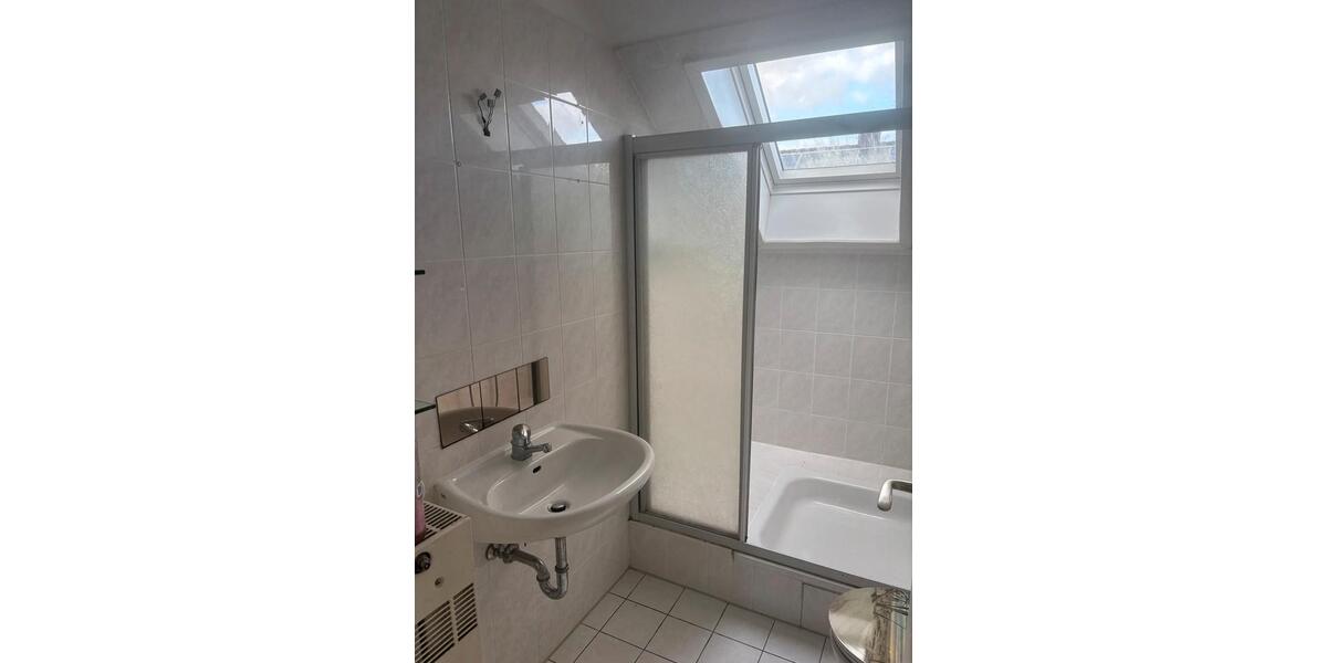 Etagenwohnung Hannover Döhren-Wülfel - 3 Zimmer, 80 m&sup2;, 900&euro; | Angebot:25979530