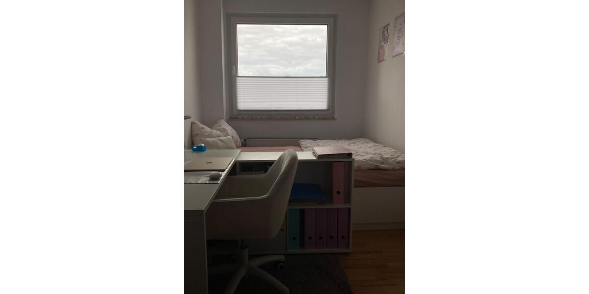 Etagenwohnung Hildesheim Itzum-Marienburg - 1 Zimmer, 112 m&sup2;, 440&euro; | Angebot:26549372