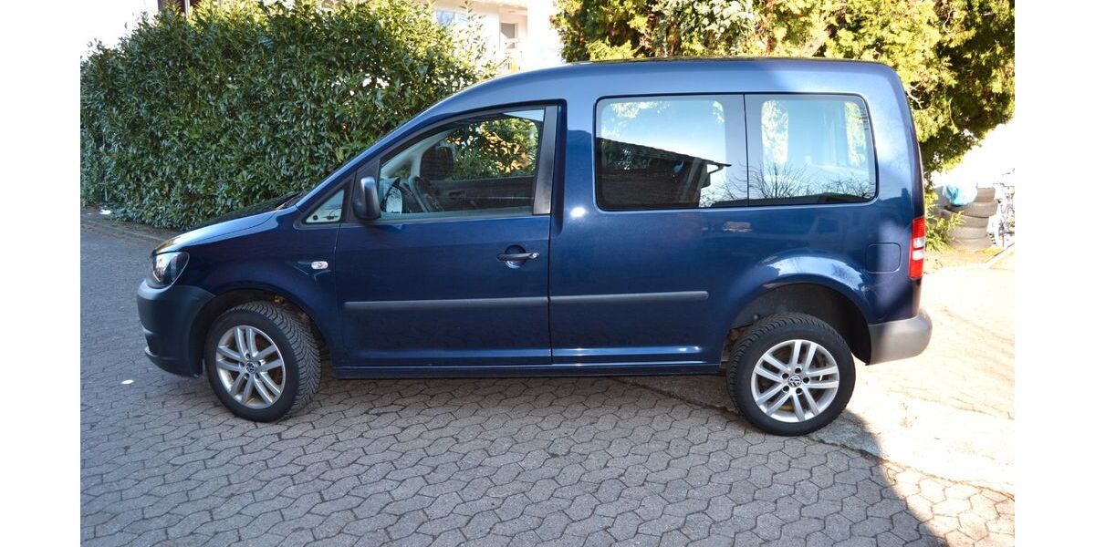VW Caddy 272.000 km 7.666 &euro; Hohenhameln 31249
