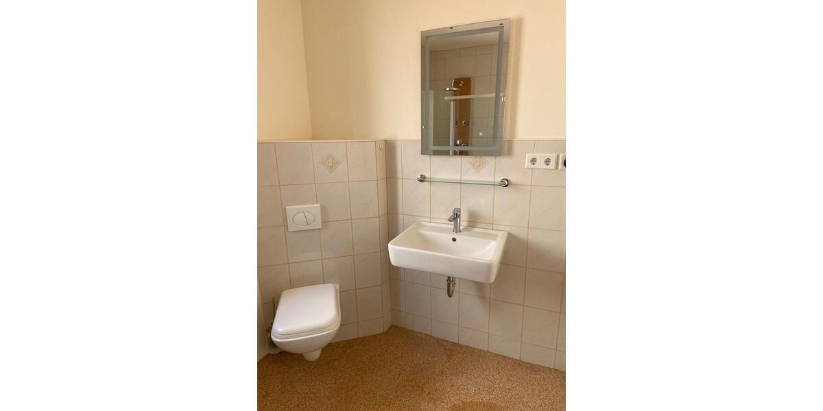 Einfamilienhaus Delligsen - 5 Zimmer, 120 m&sup2;, 980&euro; | Angebot:26611155