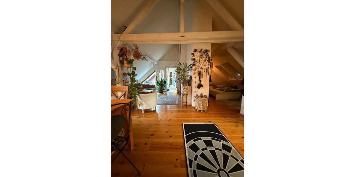 Dachgeschoßwohnung Hannover Linden-Limmer - 2 Zimmer, 70 m&sup2;, 950&euro; | Angebot:25820576