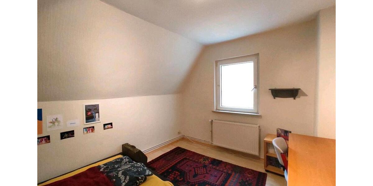 Dachgeschoßwohnung Hildesheim Himmelsthür - 3 Zimmer, 65 m&sup2;, 600&euro; | Angebot:26545068