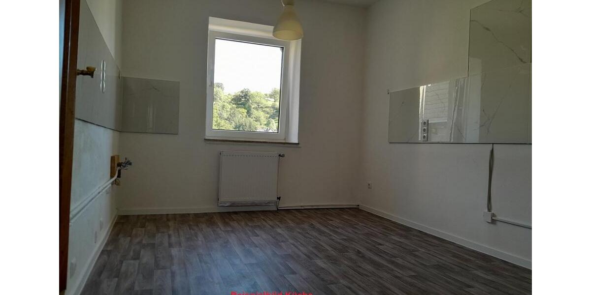 Etagenwohnung Freden (Leine) - 6 Zimmer, 130 m&sup2;, 845&euro; | Angebot:25719889