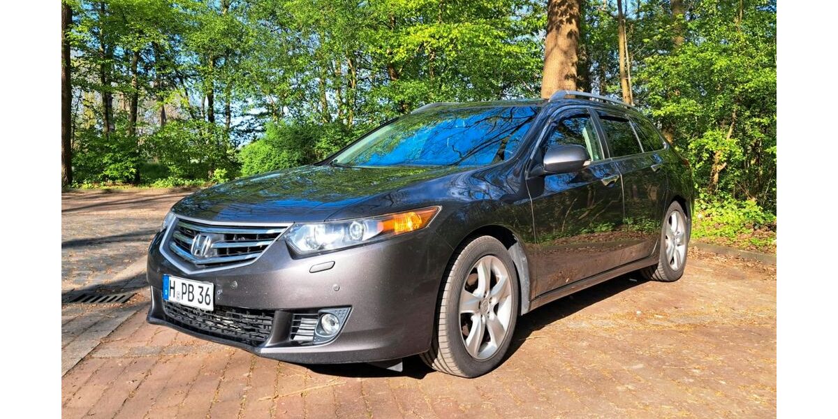Honda Accord 262.000 km 6.300 &euro; Hannover 30163