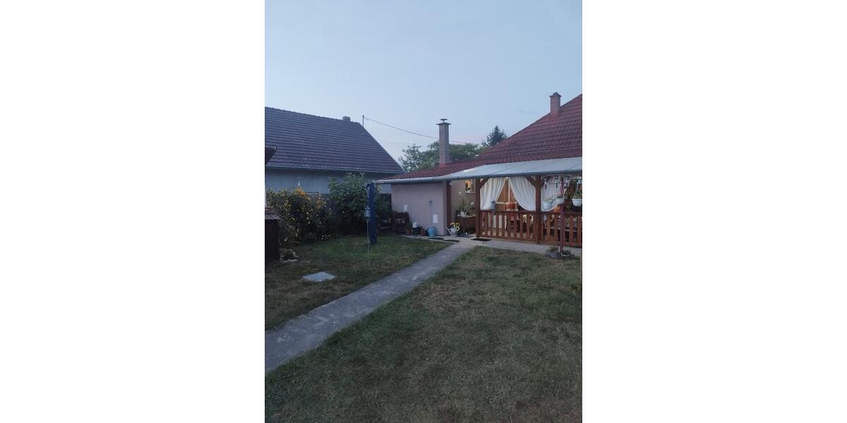 Einfamilienhaus Giesen - 4 Zimmer, 120 m&sup2;, 182.000&euro; | Angebot:25367251