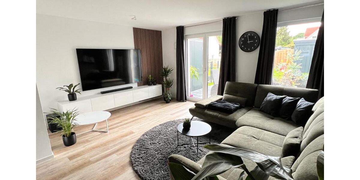 Reihenhaus Springe - 6 Zimmer, 145 m&sup2;, 1.650&euro; | Angebot:26582083