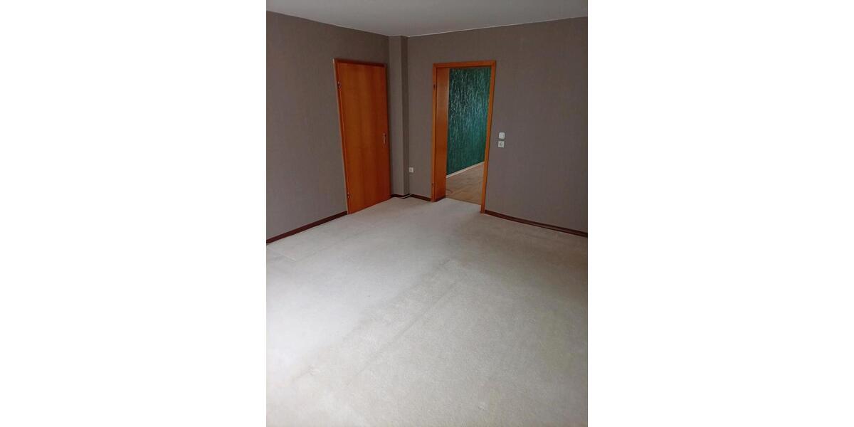 Erdgeschoßwohnung Sibbesse - 3.5 Zimmer, 83 m&sup2;, 560&euro; | Angebot:25104158