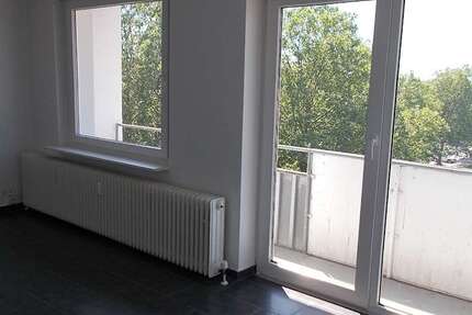 Wohnung Salzgitter Fredenberg - 3 Zimmer, 65 m&sup2;, 367&euro; | Angebot:25473916