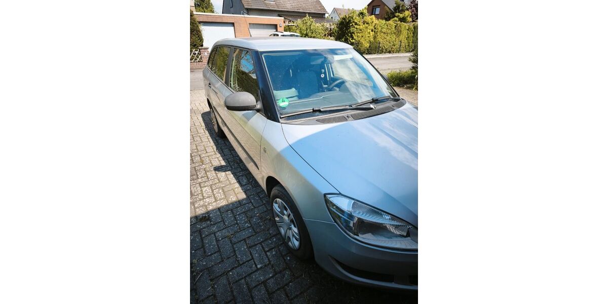 Skoda Fabia 252.975 km 2.000 &euro; peine 31228