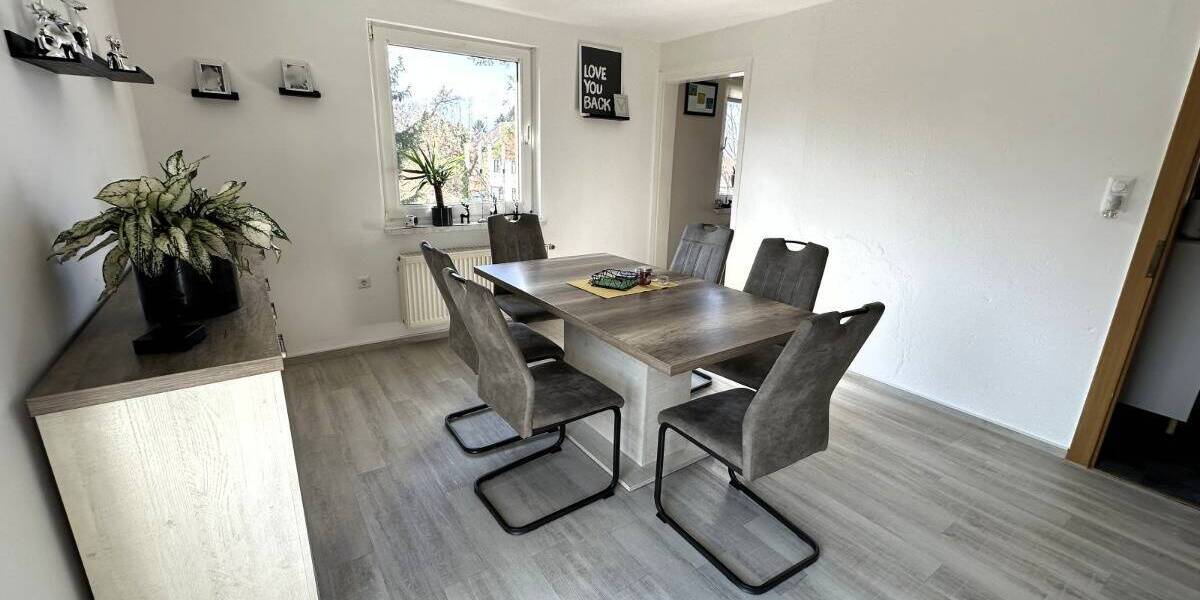 Einfamilienhaus Hildesheim Sorsum - 7 Zimmer, 180 m&sup2;, 349.000&euro; | Angebot:25681957