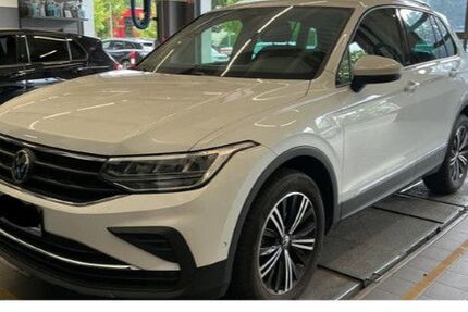 VW Tiguan 49.293 km 22.990 &euro; Hannover 30655