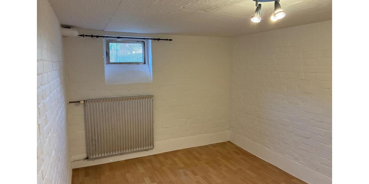 Doppelhaushälfte Bockenem - 6 Zimmer, 120 m&sup2;, 175.000&euro; | Angebot:27025194