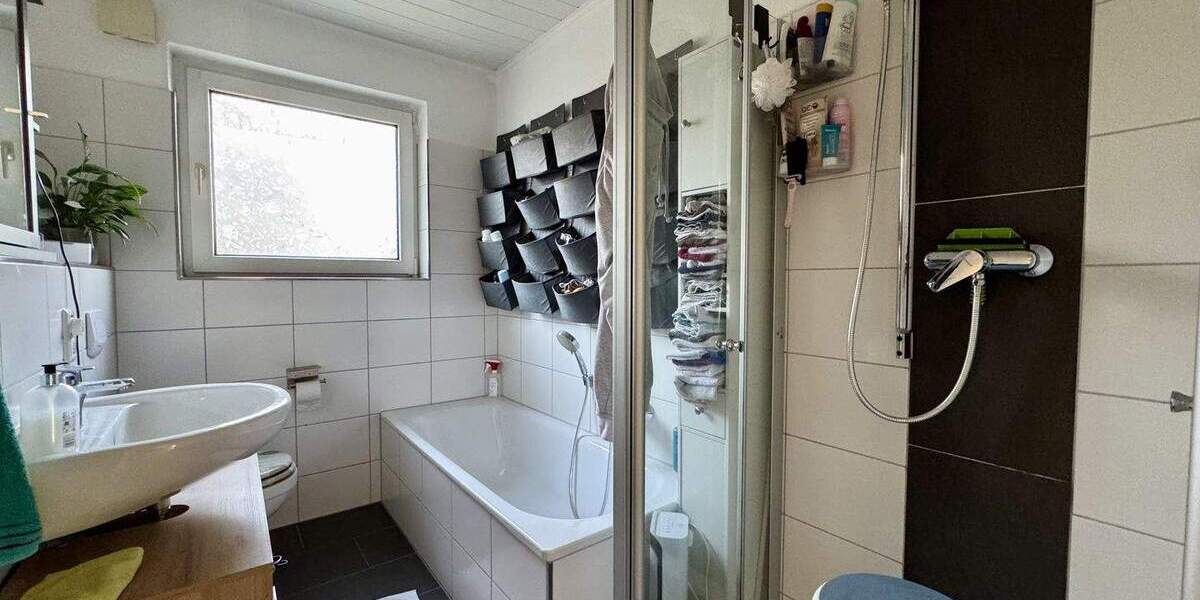 Etagenwohnung Giesen - 3 Zimmer, 80 m&sup2;, 119.000&euro; | Angebot:25821903