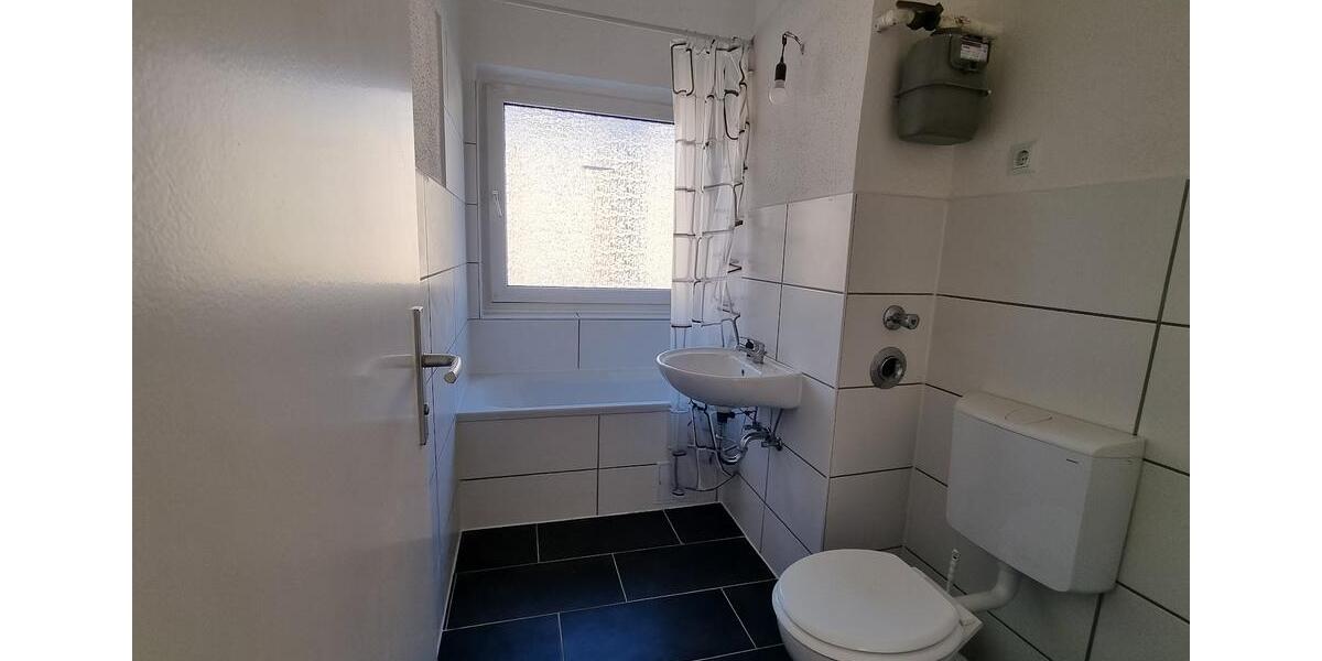 Etagenwohnung Hannover Linden-Limmer - 3 Zimmer, 72 m&sup2;, 820&euro; | Angebot:25367951