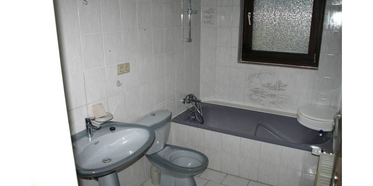 Mehrfamilienhaus, Wohnhaus Bad Salzdethfurt ST Östrum Detfurth - 6 Zimmer, 135 m&sup2;, 209.000&euro; | Angebot:26026932