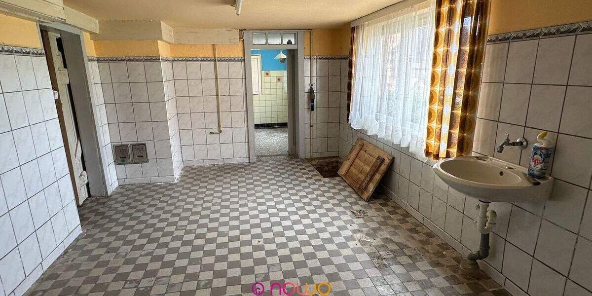 Bauernhaus, Landhaus Lengede Woltwiesche - 9 Zimmer, 284 m&sup2;, 325.000&euro; | Angebot:25671991