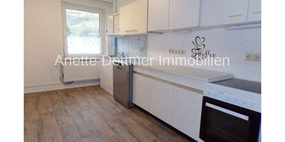 Reihenmittelhaus Freden (Leine) Freden - 8 Zimmer, 180 m&sup2;, 119.000&euro; | Angebot:25695285