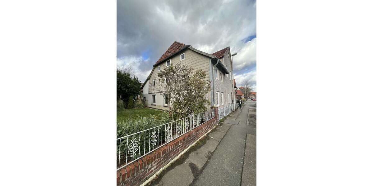 Einfamilienhaus Hannover Ricklingen - 12 Zimmer, 316 m&sup2;, 385.000&euro; | Angebot:24505034