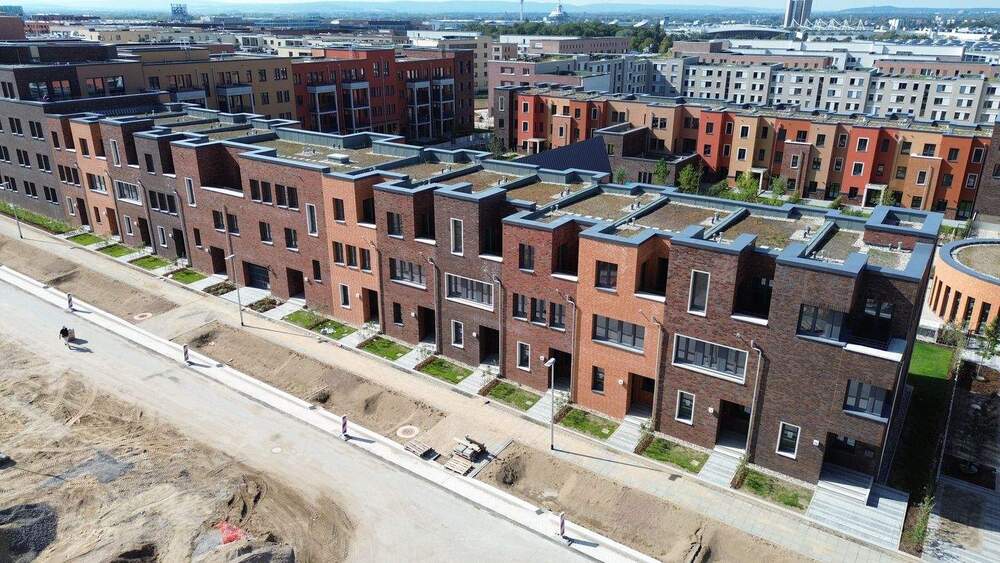 Mehrfamilienhaus, Wohnhaus Hannover Bemerode - 5 Zimmer, 181 m&sup2;, 2.250&euro; | Angebot:25731242