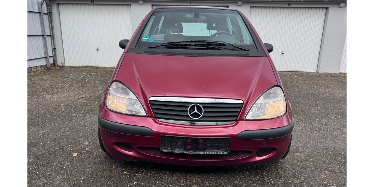 Mercedes-Benz A 160 98.200 km 2.200 &euro; Salzgitter 38226