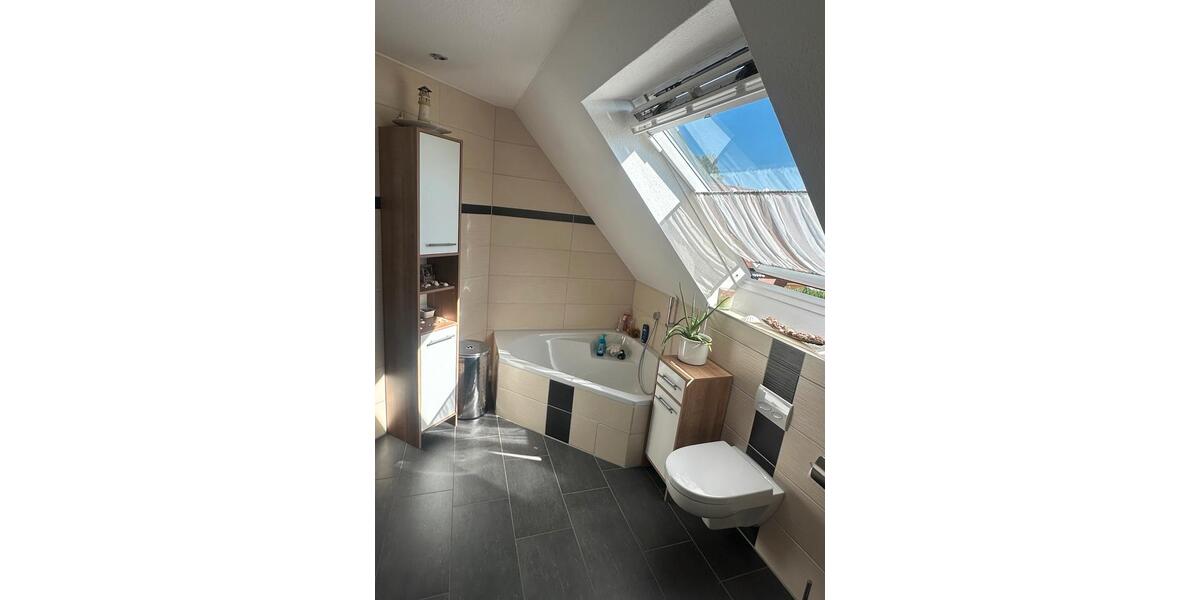 Doppelhaushälfte Harsum - 5 Zimmer, 156 m&sup2;, 420.000&euro; | Angebot:25931093