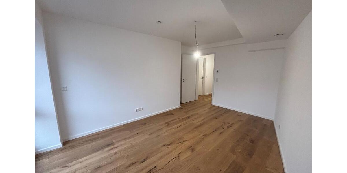 Etagenwohnung Hannover - 2 Zimmer, 71 m&sup2;, 1.271&euro; | Angebot:25613288