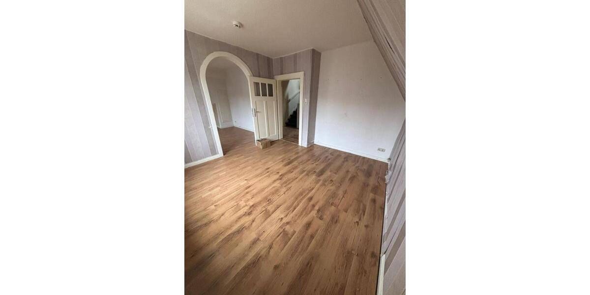 Maisonettenwohnung Ronnenberg - 5 Zimmer, 110 m&sup2;, 1.050&euro; | Angebot:25810483