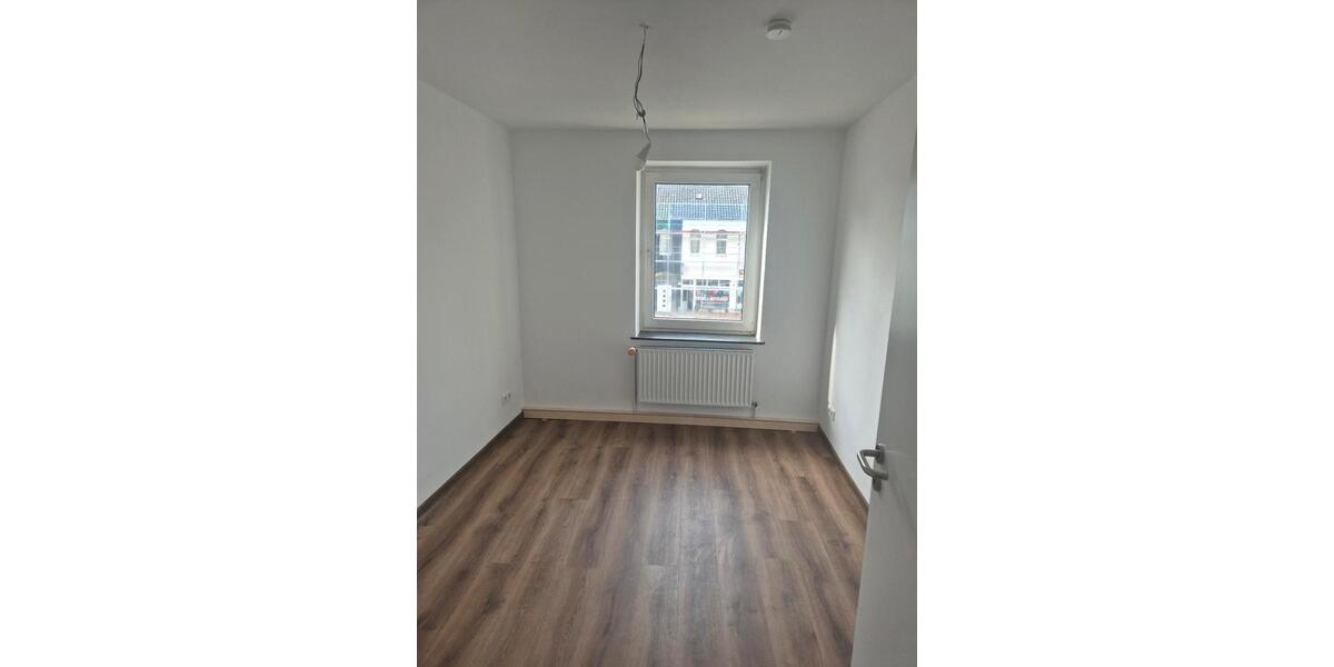 Etagenwohnung Hildesheim Itzum-Marienburg - 3 Zimmer, 68 m&sup2;, 671&euro; | Angebot:25879932