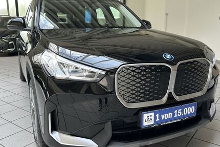 BMW iX1 24.796 km 37.730 &euro; Salzgitter 38228