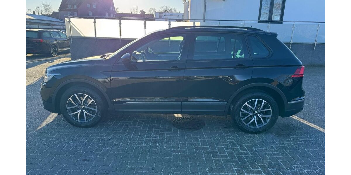 VW Tiguan 237.039 km 16.999 &euro; Salzgitter-Lebenstedt 38226