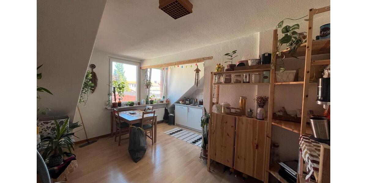 Dachgeschoßwohnung Hildesheim - 3 Zimmer, 66 m&sup2;, 515&euro; | Angebot:26030362