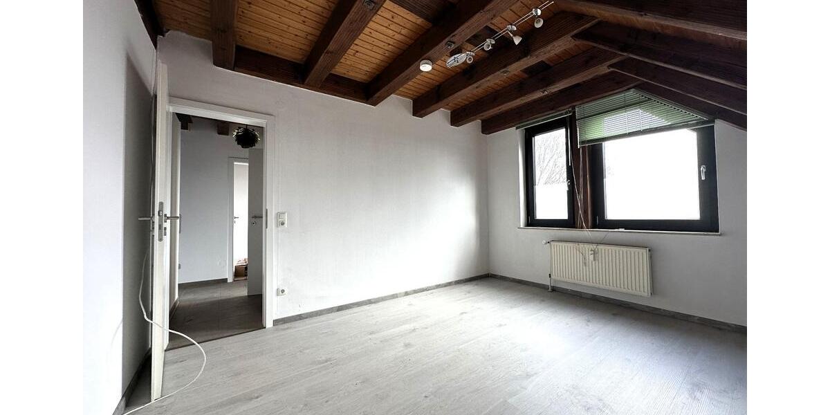Maisonettenwohnung Hildesheim Itzum-Marienburg - 4 Zimmer, 105 m&sup2;, 1.100&euro; | Angebot:25921167