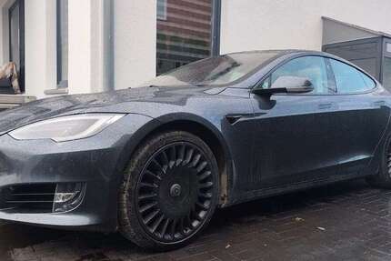Tesla Model S 135.000 km 30.999 &euro; Ronnenberg 30952