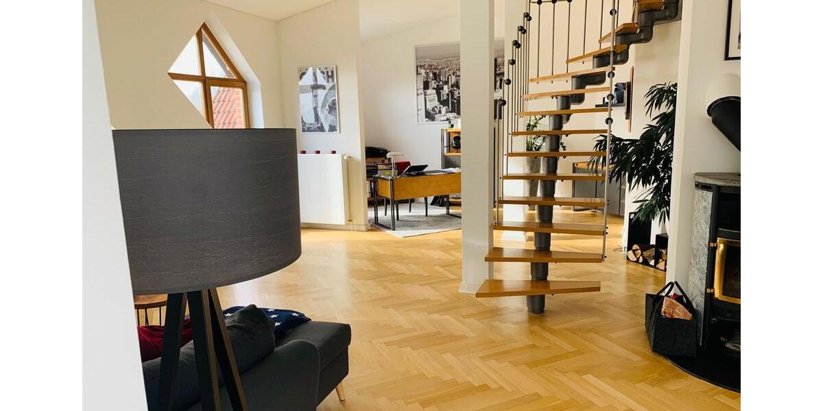 Maisonettenwohnung Hannover Döhren-Wülfel - 4 Zimmer, 220 m&sup2;, 2.800&euro; | Angebot:25590470