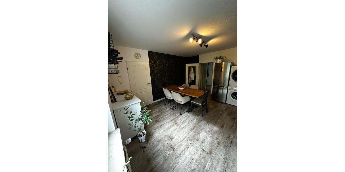 Etagenwohnung Ronnenberg - 3 Zimmer, 90 m&sup2;, 280.000&euro; | Angebot:27025526
