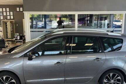 Renault Scenic 261.478 km 4.590 &euro; Hannover 30419