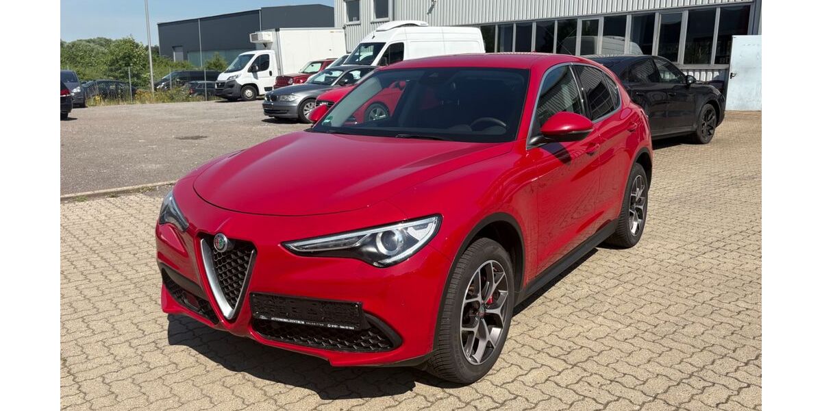 Alfa Romeo Stelvio 98.000 km 10.600 &euro; Salzgitter 38229