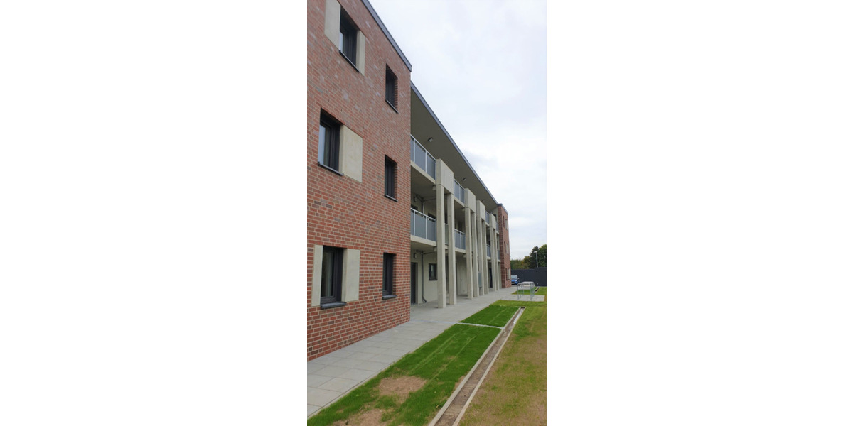Dachgeschoßwohnung Sehnde - 3 Zimmer, 83 m&sup2;, 930&euro; | Angebot:26663680