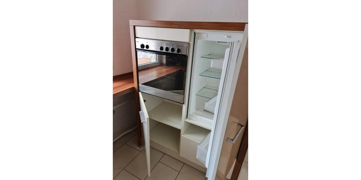 Etagenwohnung Springe - 1 Zimmer, 10 m&sup2;, 300&euro; | Angebot:25402907
