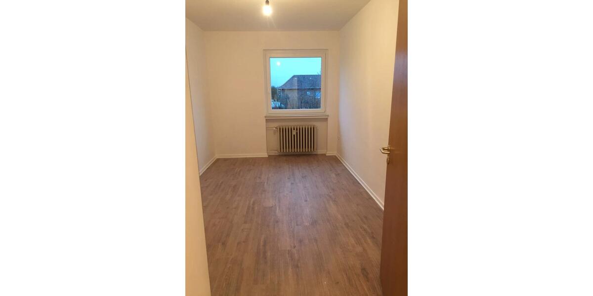 Etagenwohnung Hildesheim Bockfeld - 4 Zimmer, 105 m&sup2;, 950&euro; | Angebot:26593239