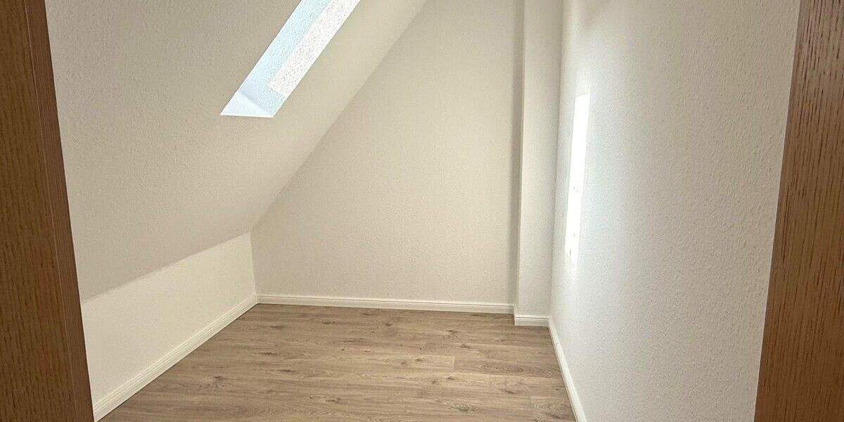 Etagenwohnung Pattensen - 3 Zimmer, 80 m&sup2;, 760&euro; | Angebot:25814543