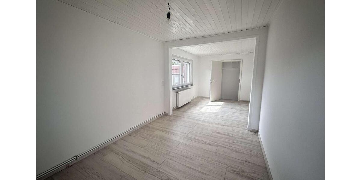 Einfamilienhaus Lengede - 6 Zimmer, 116 m&sup2;, 1.250&euro; | Angebot:24438606
