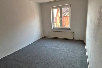 Wohnung Hildesheim Himmelsthür - 3 Zimmer, 60 m&sup2;, 400&euro; | Angebot:25656784