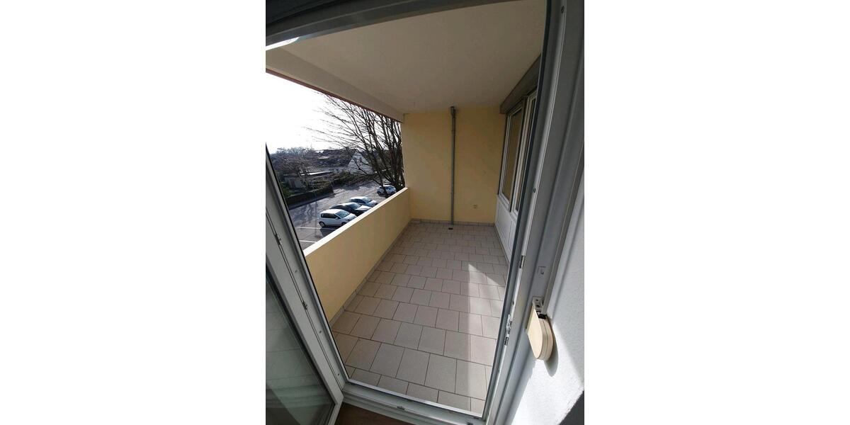 Etagenwohnung Sarstedt - 3 Zimmer, 92 m&sup2;, 920&euro; | Angebot:25759103