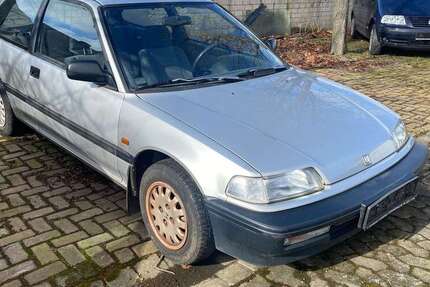 Honda Civic 122.000 km 2.700 &euro; Hildesheim 31137