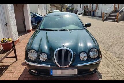 Jaguar S-Type 186.000 km 2.400 &euro; Harsum 31177