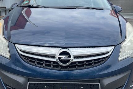 Opel Corsa 124.604 km 2.799 &euro; Hannover 30629