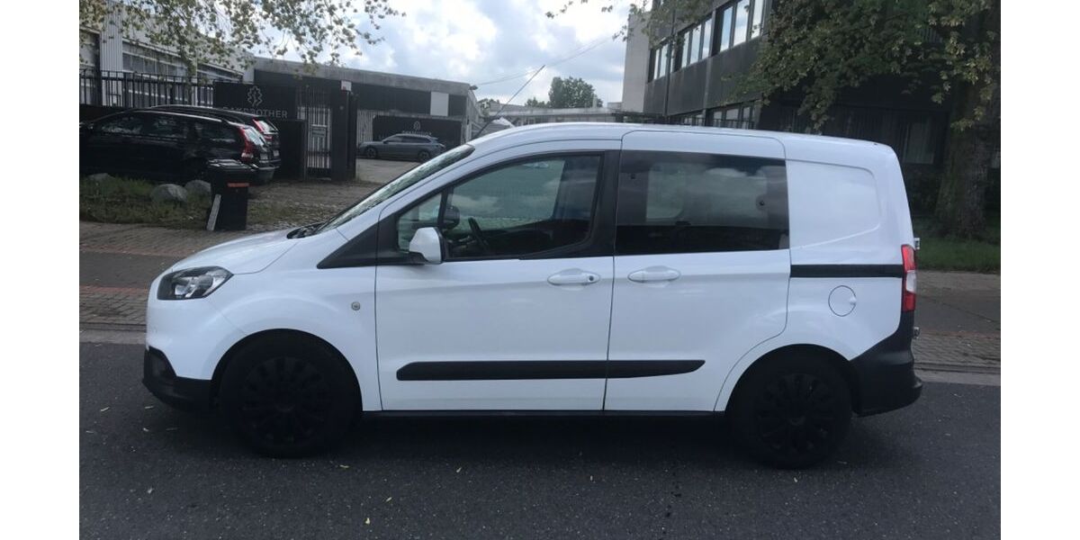 Ford Transit Courier 180.000 km 5.600 &euro; Hannover 30179