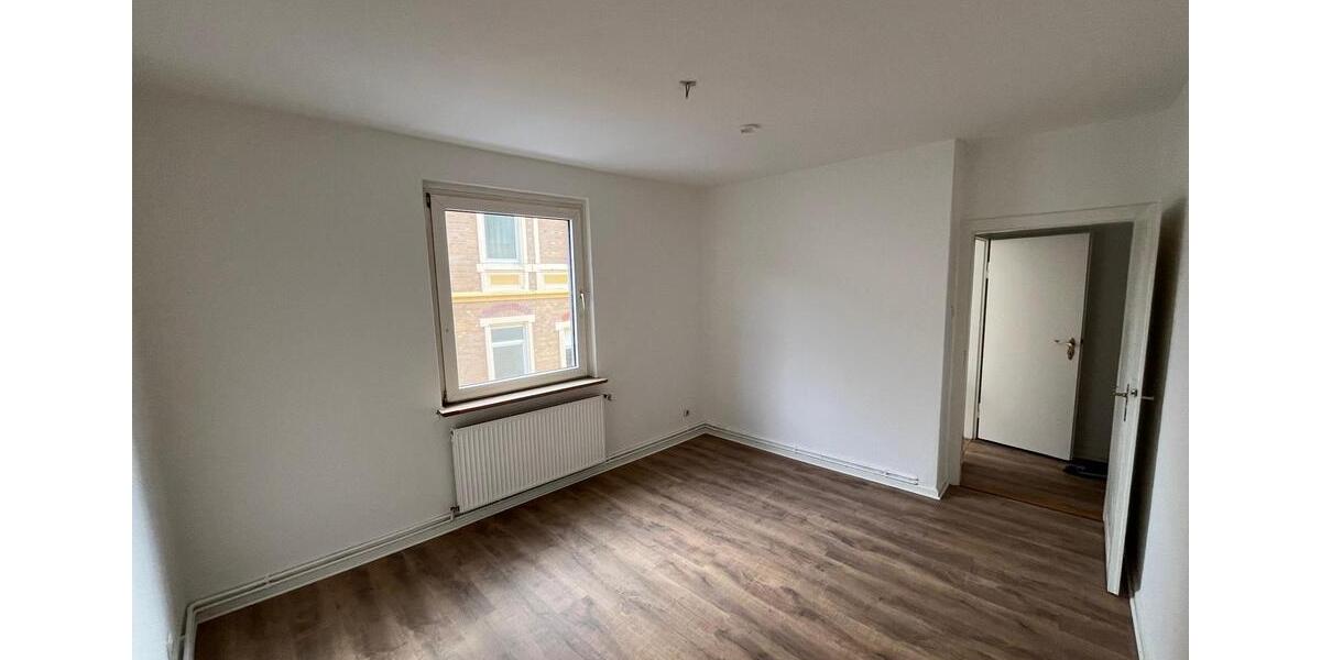 Etagenwohnung Hildesheim - 20 Zimmer, 70 m&sup2;, 390&euro; | Angebot:26003918