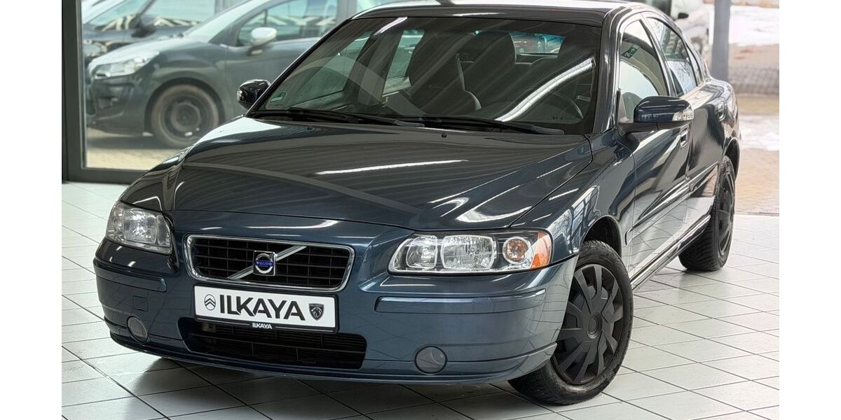 Volvo S60 167.000 km 6.490 &euro; Giesen 31180